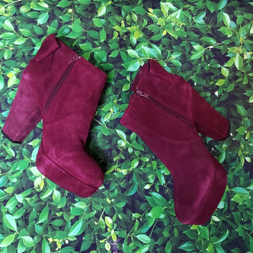 Gianni Bini Bow Embellished Side Zip Booties